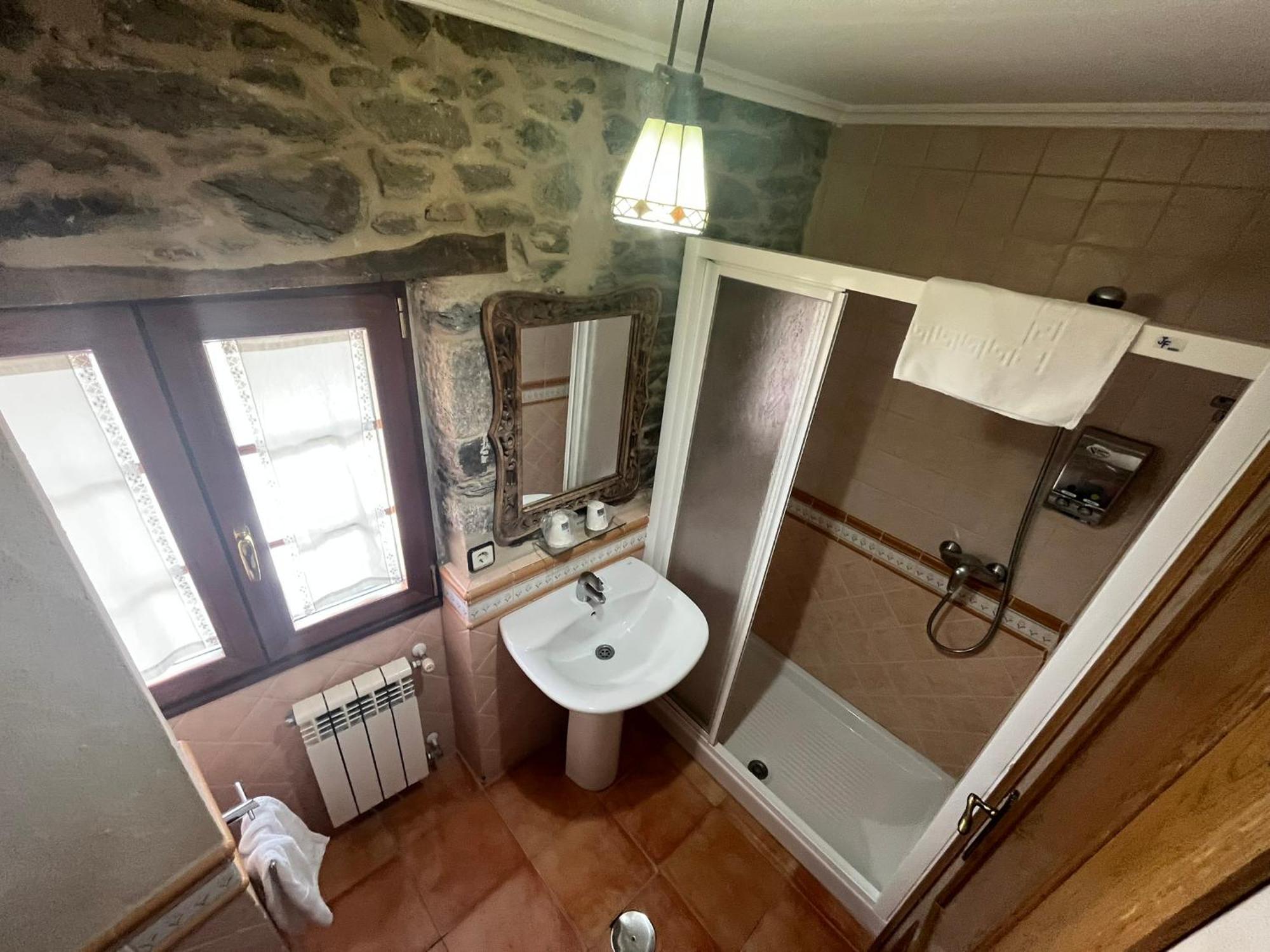 Hotel Caldelas Sacra-Pension Rustica 3 Estrellas Castro Caldelas Εξωτερικό φωτογραφία