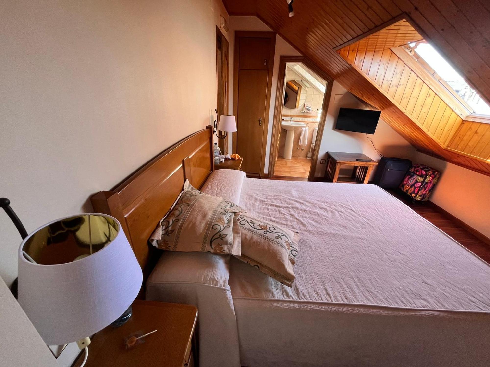 Hotel Caldelas Sacra-Pension Rustica 3 Estrellas Castro Caldelas Εξωτερικό φωτογραφία